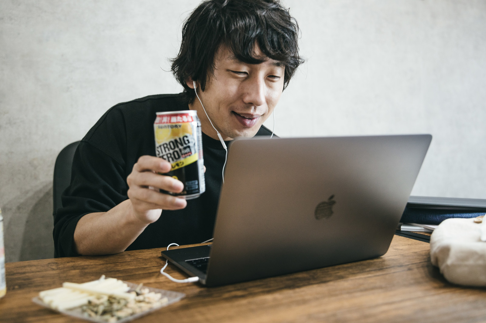 オンライン飲み会で新たな出会いGet!使いこなすコツや注意点