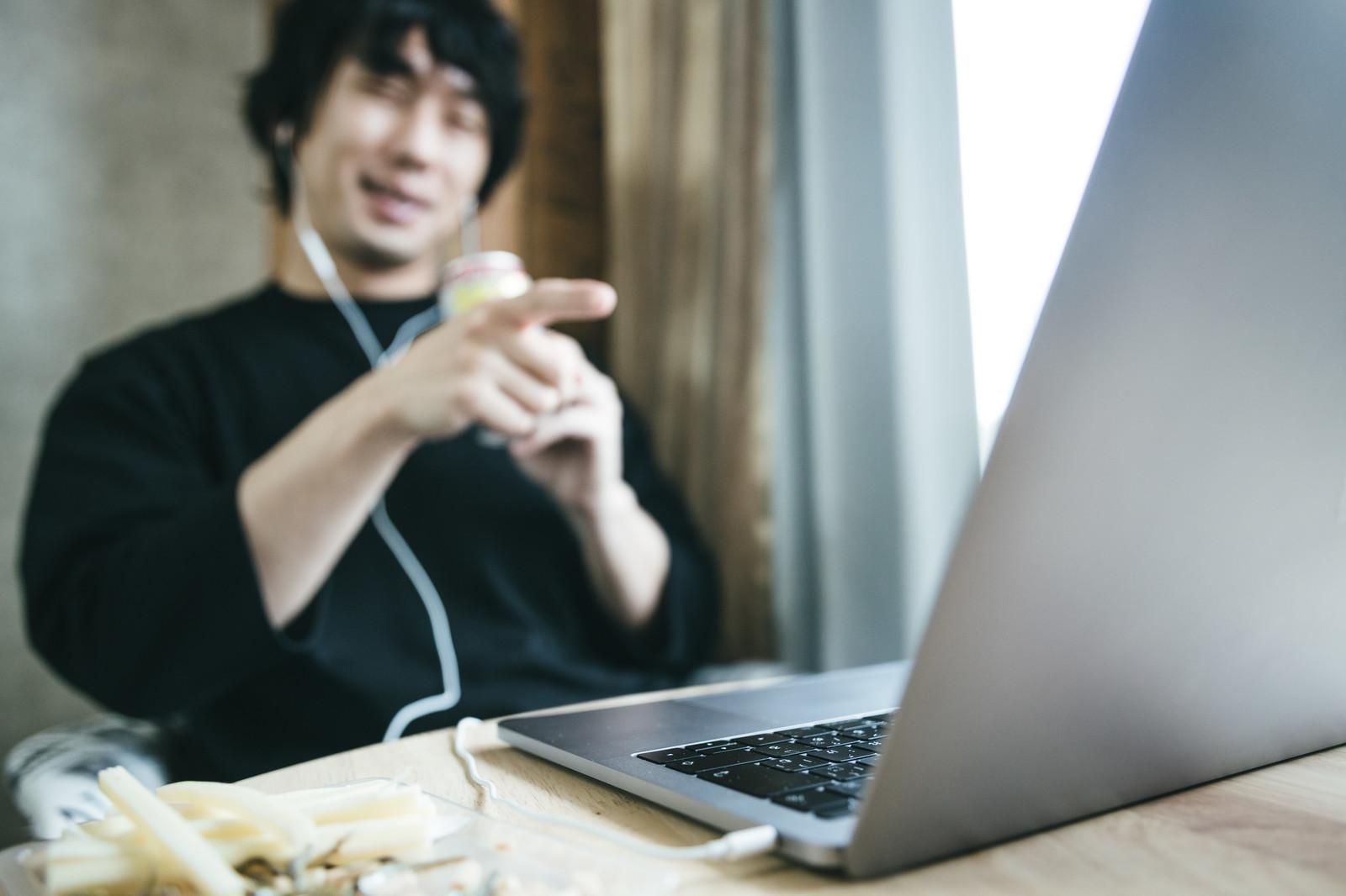 相席屋オンラインの評判は?料金・オンライン飲み会の流れ・使い方を徹底まとめ