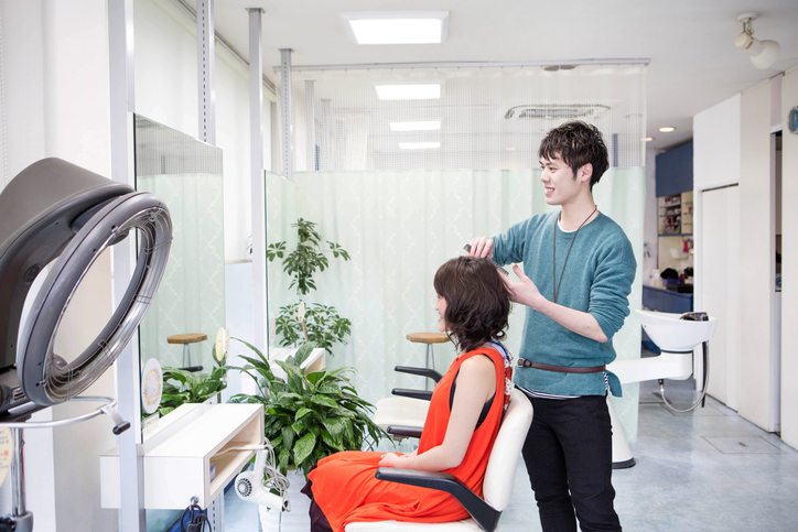 美容師が女性客を<a href="/sitteku/love-log/1645" class="text-inside-link" target="_blank">ナンパする</a>のってよくあること?<a href="/sitteku/love-log/1645" class="text-inside-link" target="_blank">ナンパする</a>3つの理由と対処法