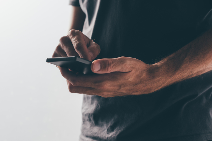 マッチングアプリで横行する嘘トラブル!年収・仕事・既婚者の嘘を見破る方法