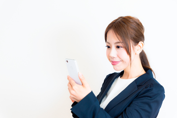 マッチングアプリで敬語からタメ口に変えるタイミングは?自然に敬語をやめる方法