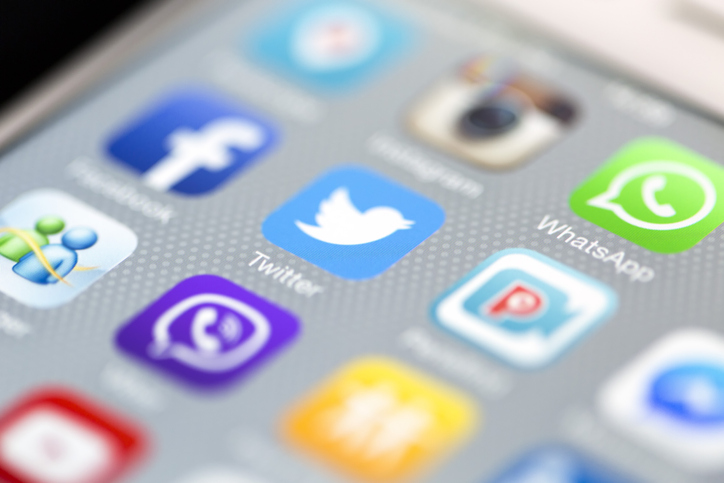 Twitter(ツイッター)で出会いを見つける方法と注意点まとめ