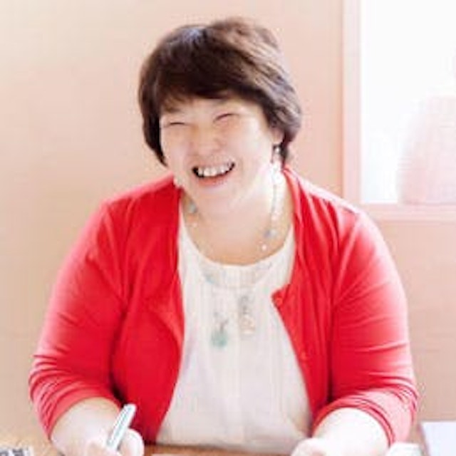 電話占い【6】霊視占いのサトウアケミ先生