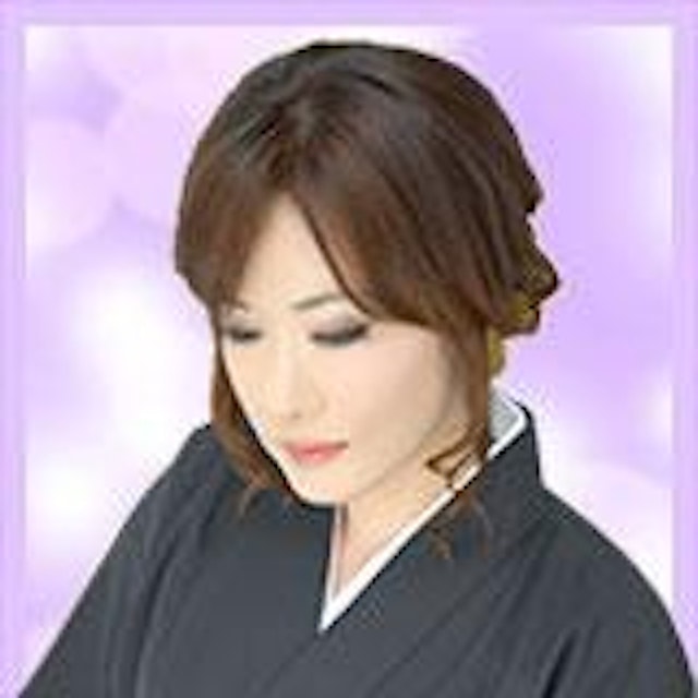 琥珀(こはく)先生